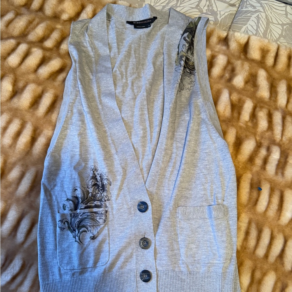 NWOT Vintage BCBG Max Azria Sweater Vest with Buttons in Gray
